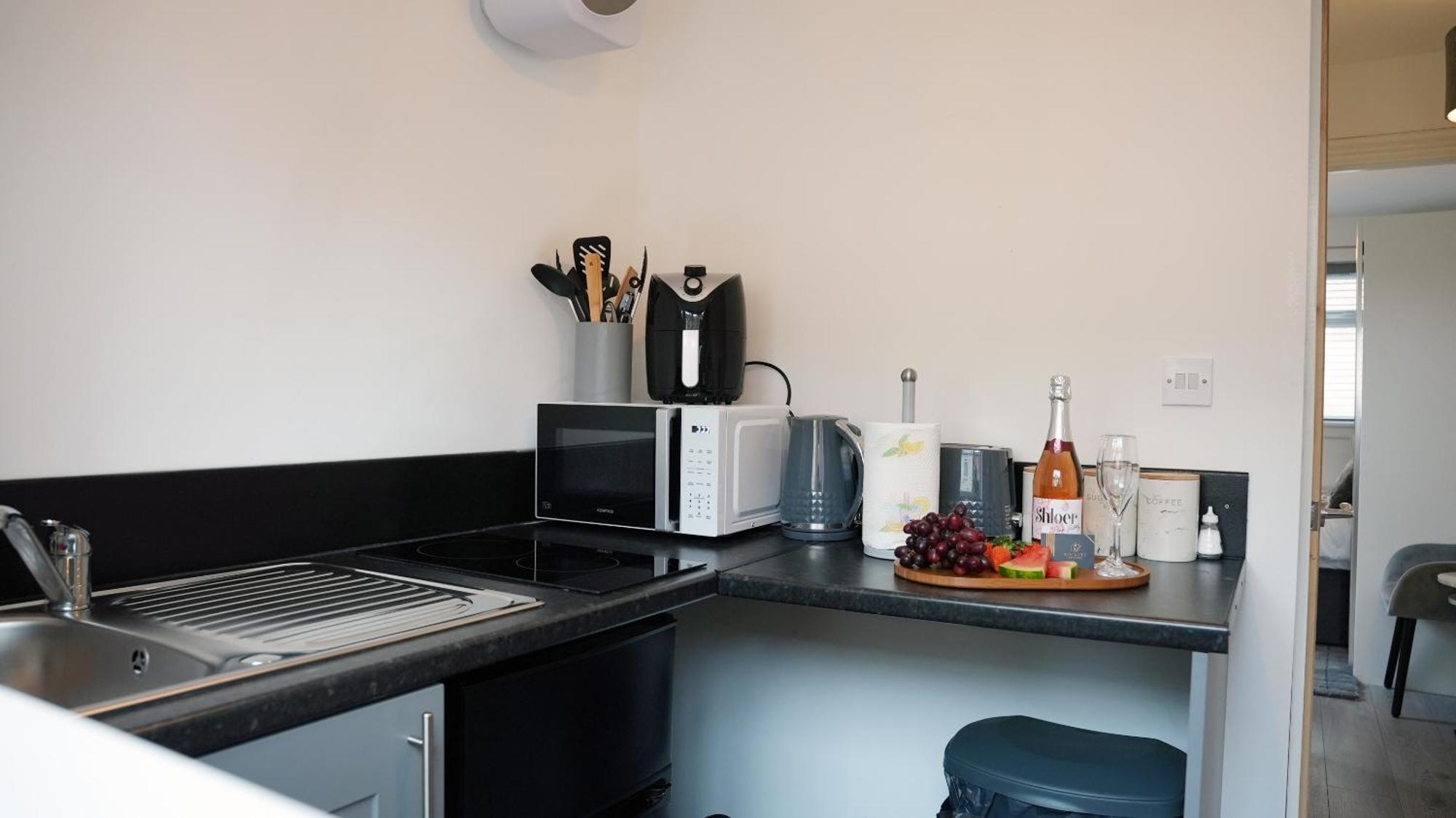 City Centre House, Parking With Ev, Free Wifi, Netflix Ковентри Экстерьер фото